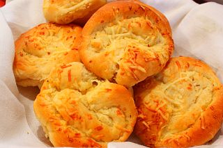 булочки с сыром.jpg