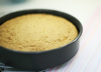 Миндальный бисквит
