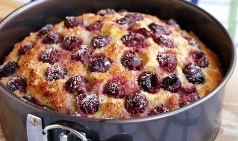 пирог с вишней
